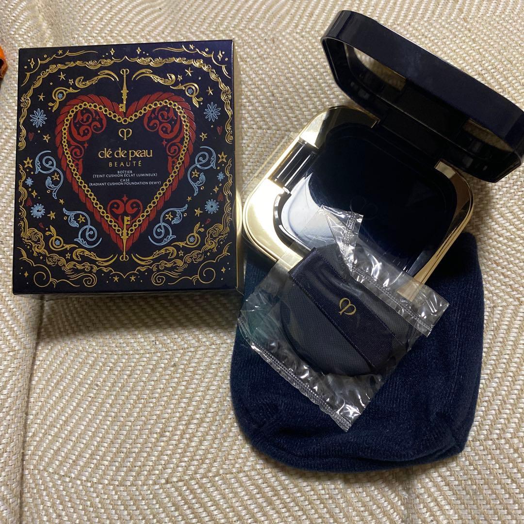 クレドポーボーテ タンクッションエクラ ルミヌリフィル＆2024限定ケース