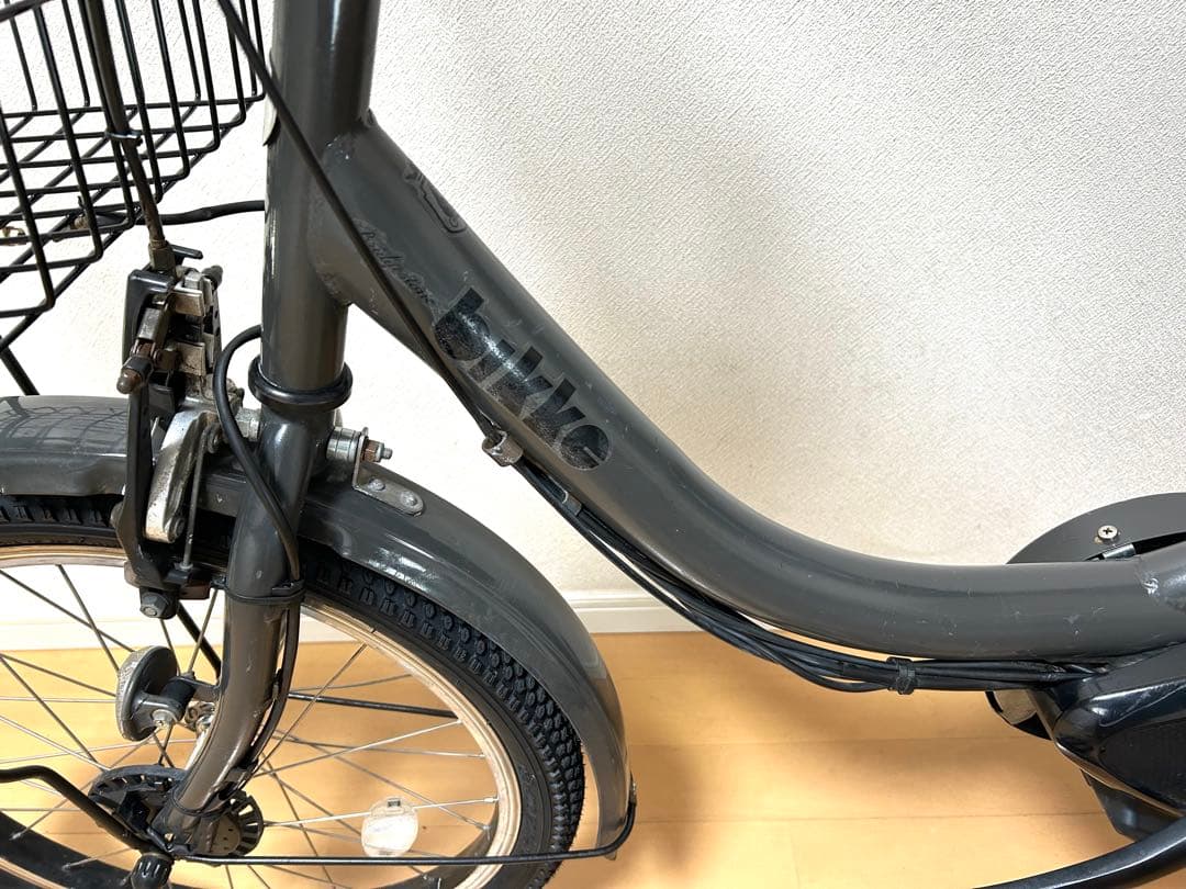 電動自転車　横浜　ブリヂストン　ビッケ　20インチ 前後タイヤ新品　子供乗せ