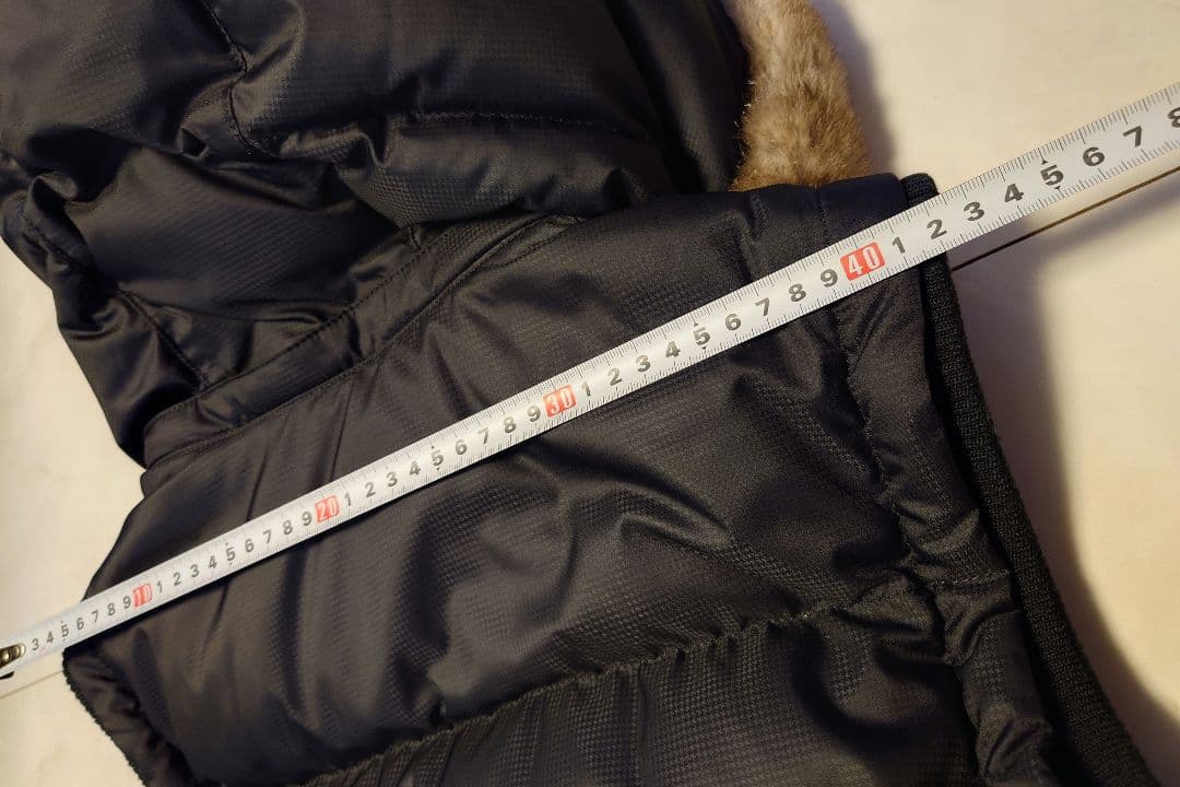 【極美品】BURBERRY ファー付きダウンベスト ブラック サイズL