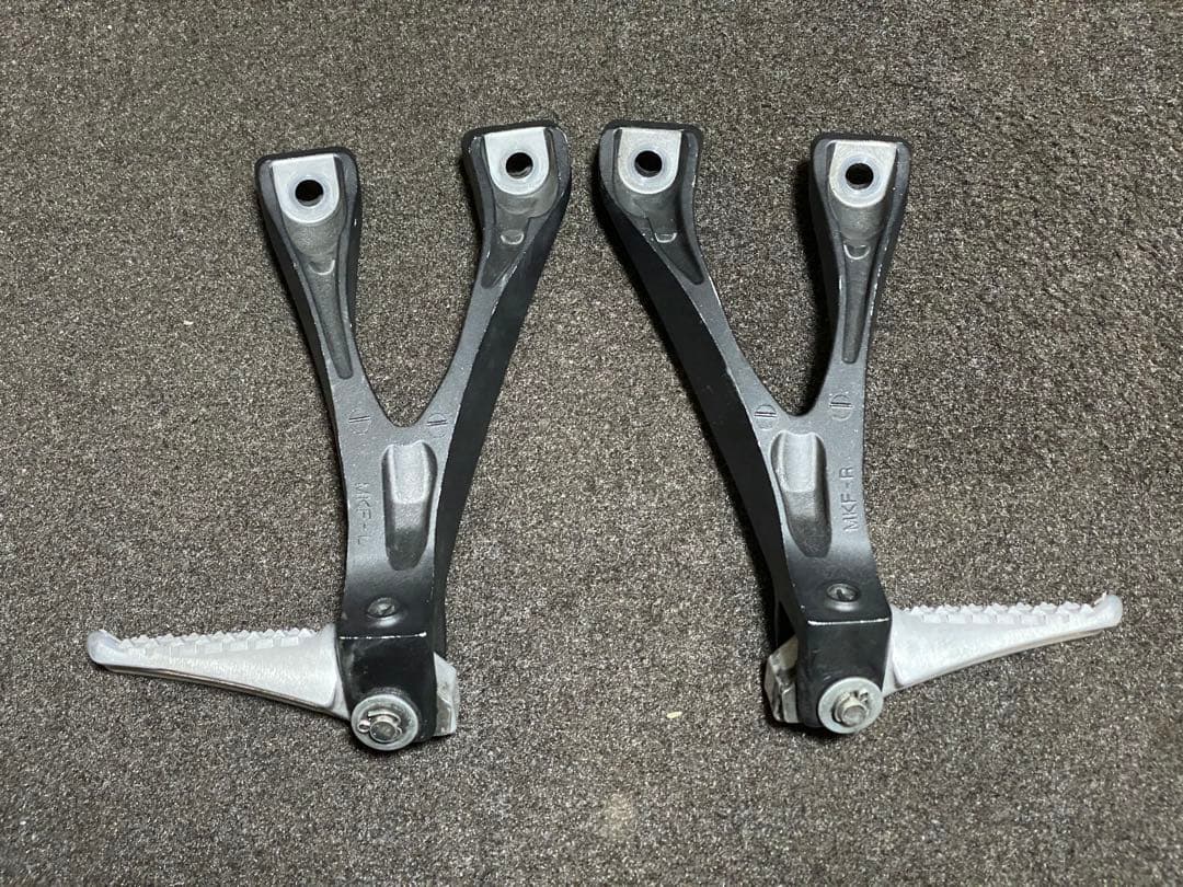 CBR1000RR-SP 純正タンデムステップ 左右 MKF SC77