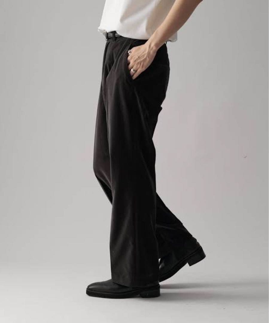 Lui's ベロアワイドパンツ