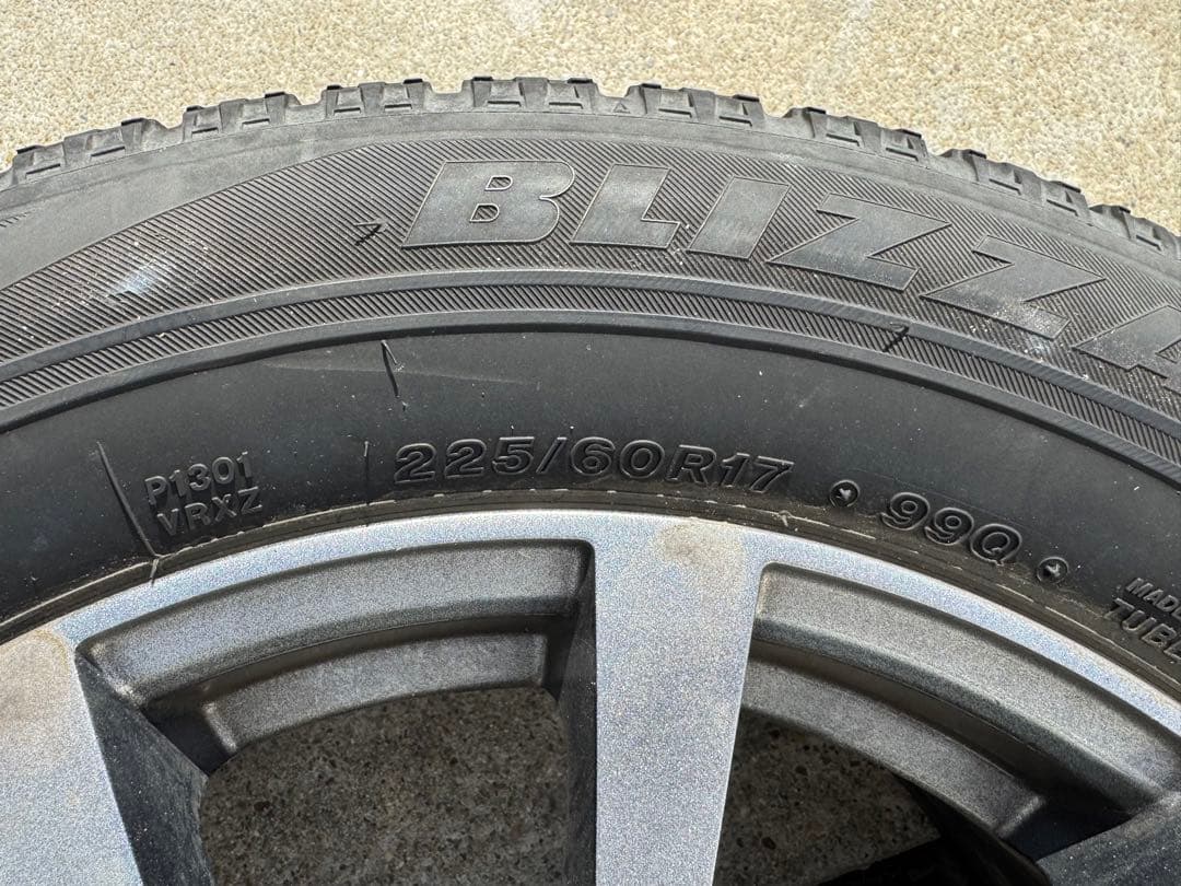 スタッドレス　アルファード30 4本 BS BLIZZAX ブリザック　VRX