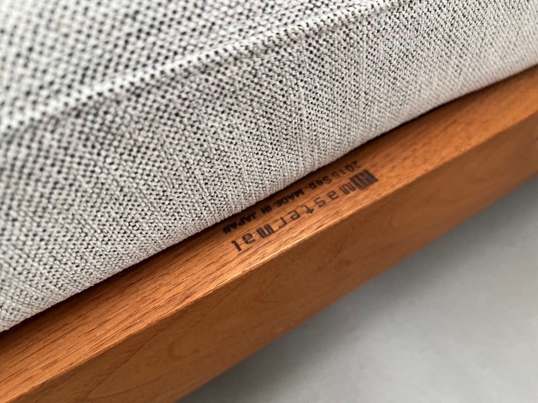 ayatei0110 マスターウォール　デニッシュソファ