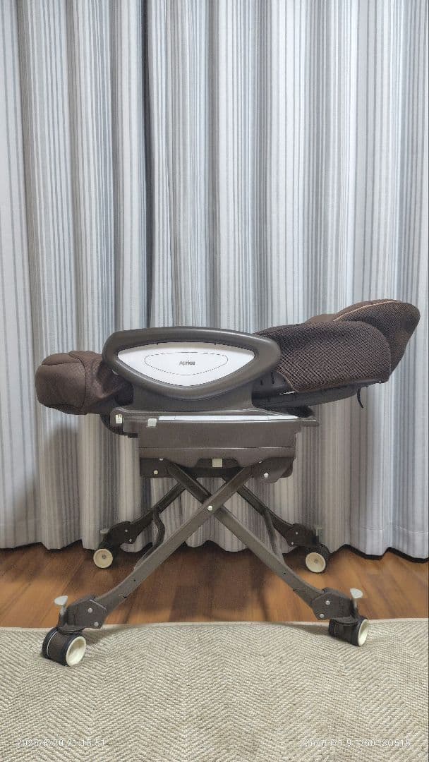 Aprica 電動ハイローチェア ユラリズムオート HIDX