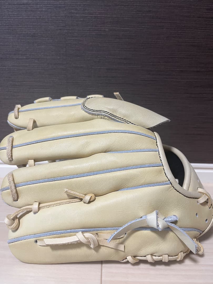 大幅値下げしました　未使用品　AG 特殊重心グローブ　投手特化　日本製