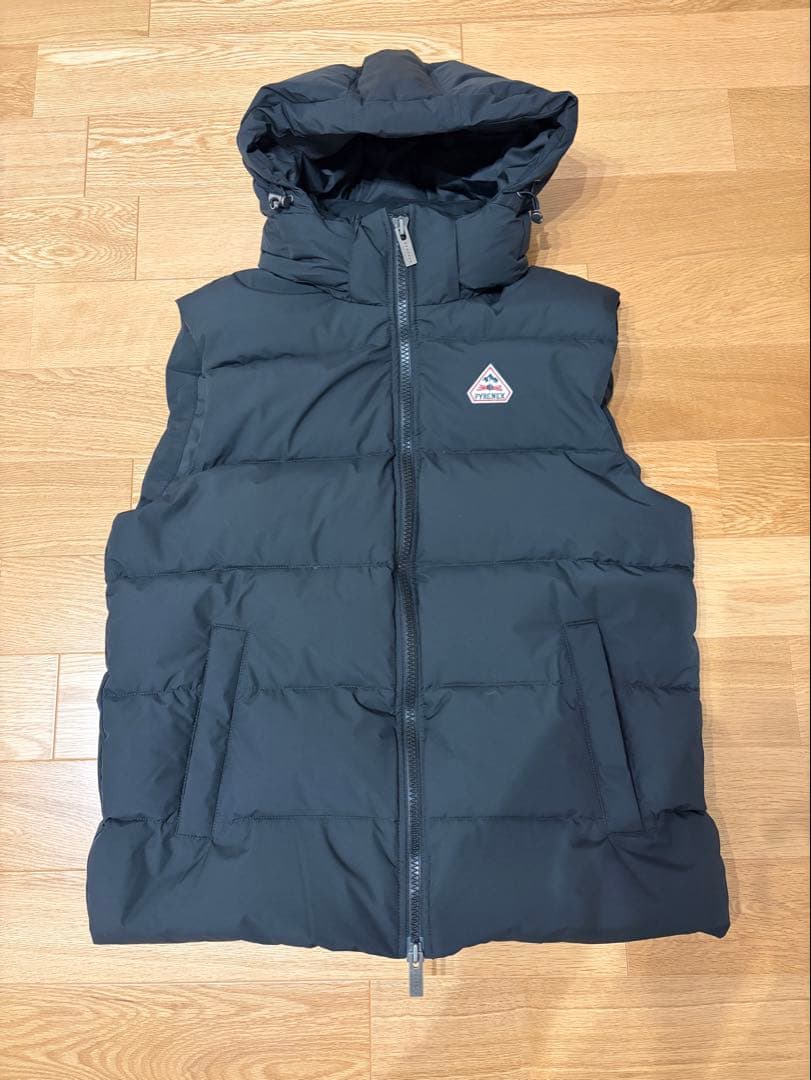値下げ❗️（本日2/2、11時まで価格）PYRENEX ダウンベスト Lブラック