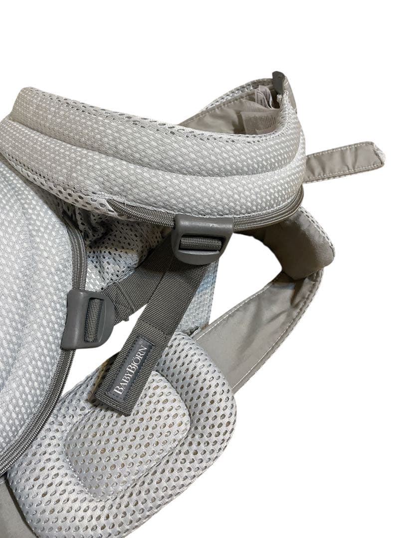 ベビービョルン　ハーモニー　グレー　ベビーキャリア　抱っこひも　HARMONY