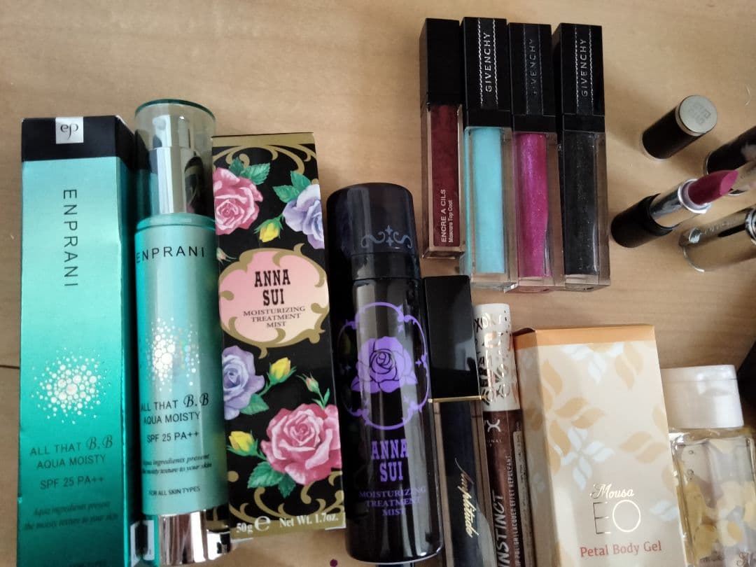 GIVENCHYジバンシー他コスメ　まとめ売り　A-106