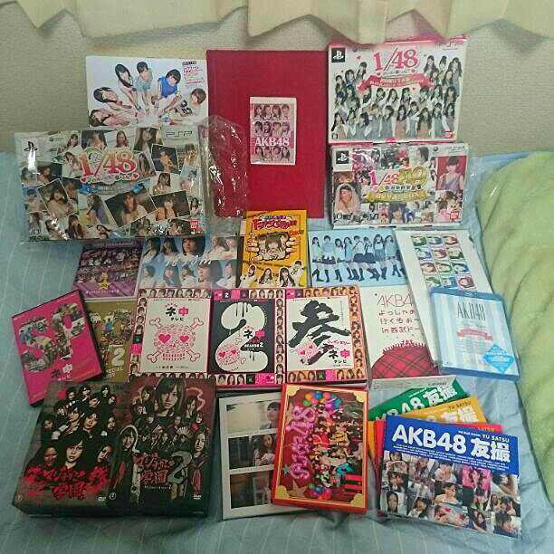 AKBゲーム・DVD・生写真セット 値下げ