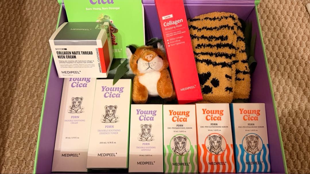 メディピール ヤングシカ 限定ボックス&ネッククリーム、ラッピングマスク