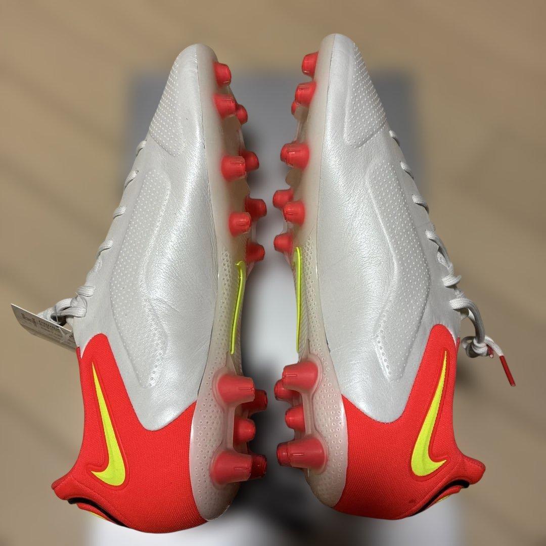 新品タグ箱袋あり　Nike ティエンポレジェンド9 HG 26cm スパイク