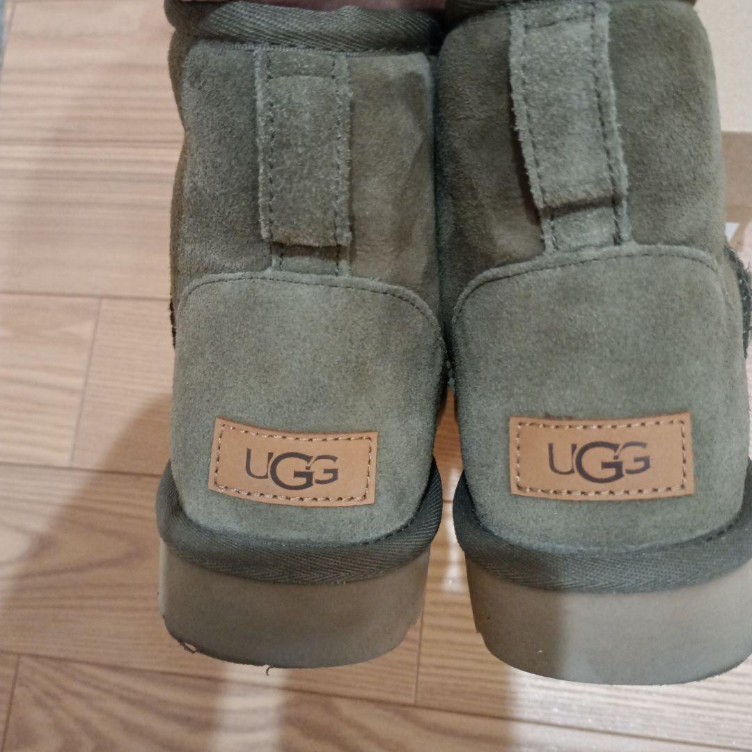 正規品　UGG クラシックミニ　W8