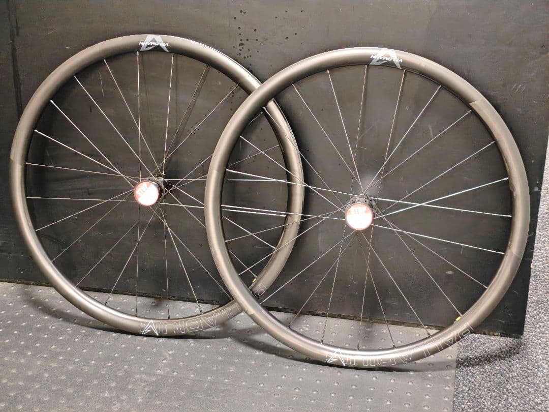 【未使用品】カーボンホイール VELOMANN PALLADIUM 33mm