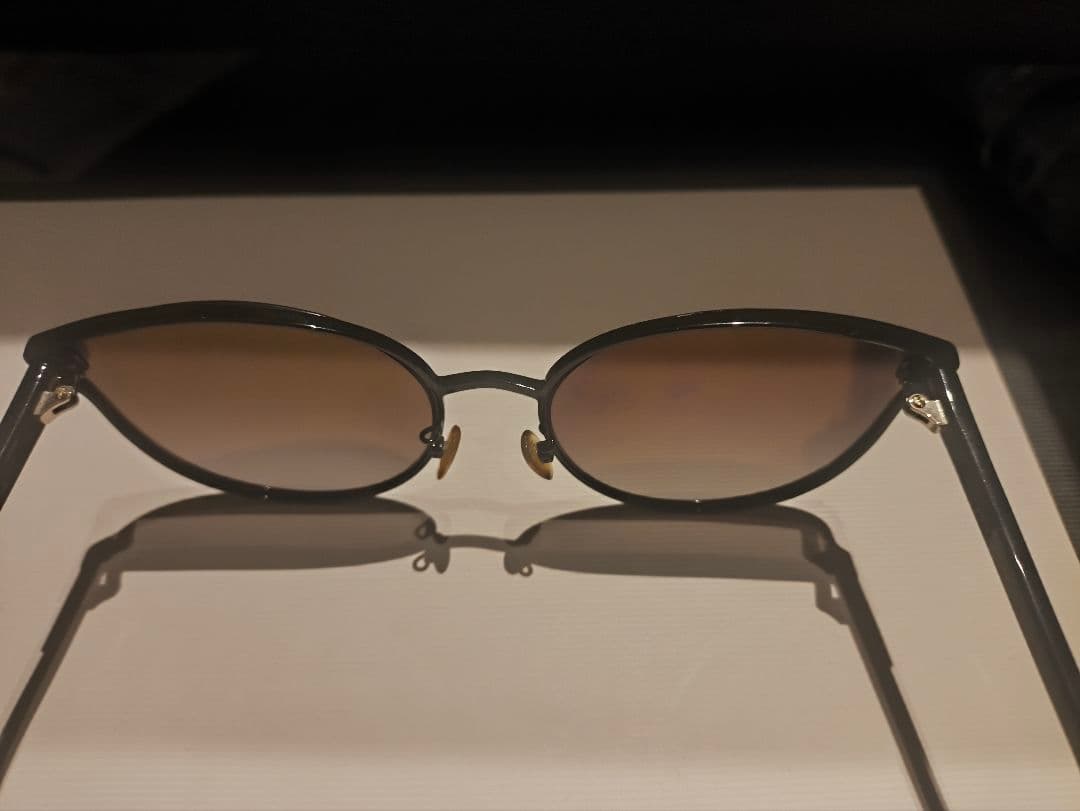 TOM FORD TF718-K ブラックサングラス　トムフォード　サングラス