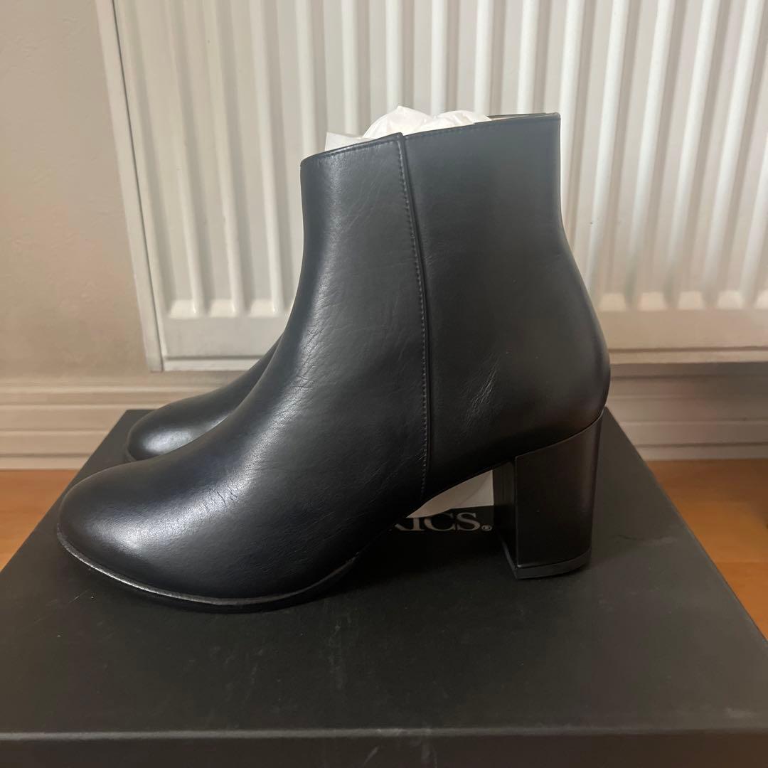 新品 未使用 ヒステリックス ショートブーツ 24