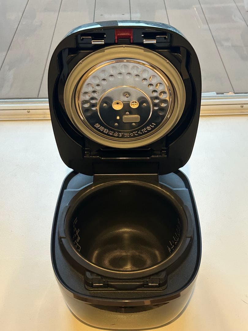 TIGER 圧力IHジャー炊飯器 JPI-S10N K ブラック　24年製