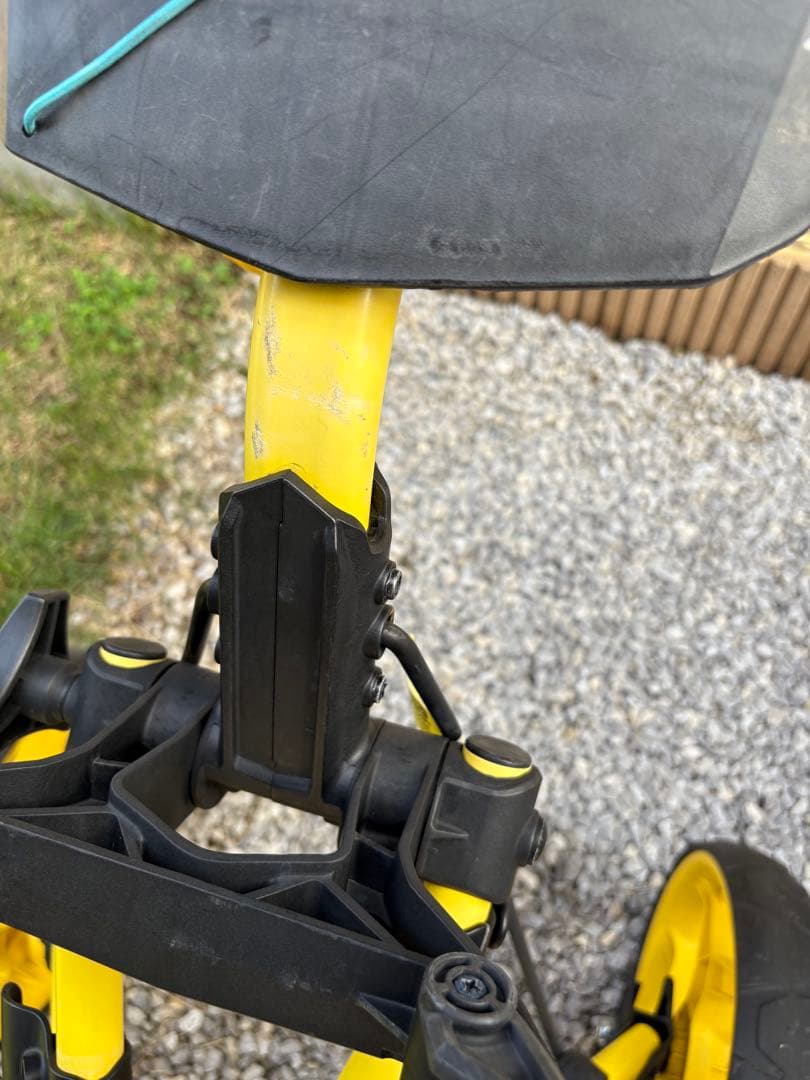 ゴルフ手押しカートrovic (ロビック)