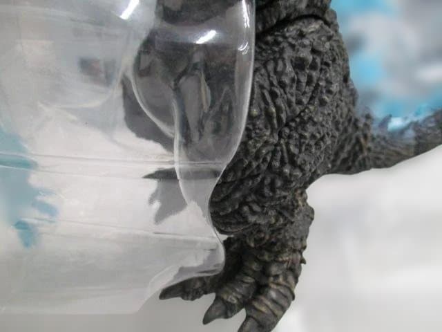 【中古品】S.H.MonsterArts ゴジラ (2023) 放射熱線Ver.