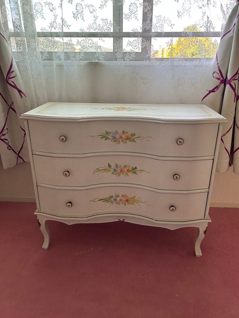 年内限定♡出品中❣️ロココ調　レア　猫足　姫系　ホワイト フラワー　3段チェスト