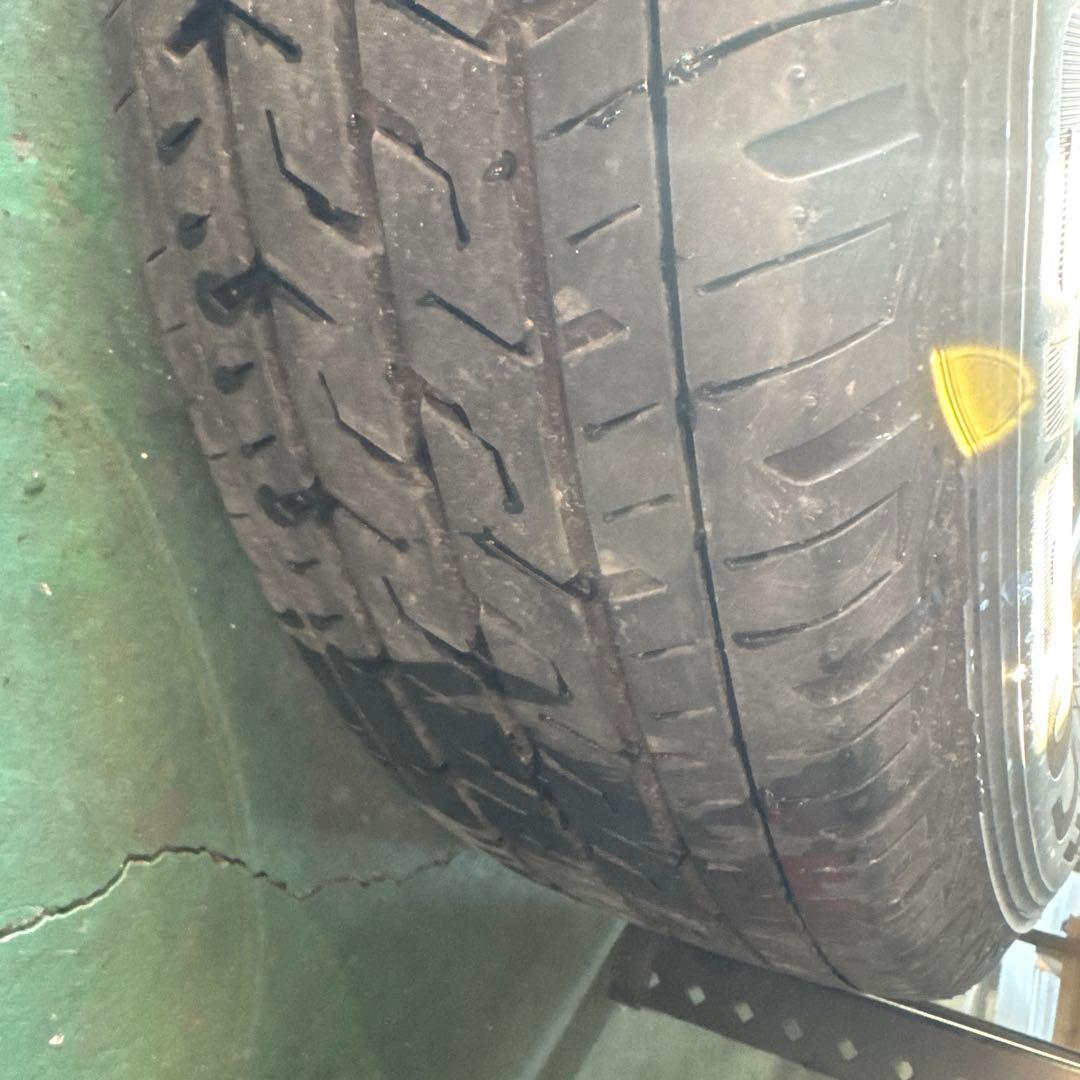 ハイエース　アルミ＆タイヤセット　195 80R 15 107 105N LT