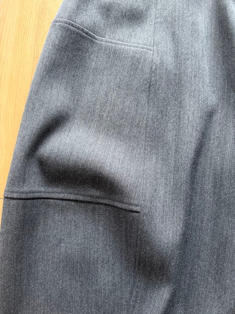 カレンソロジー　ダブルクロスパンツ　グレー　38サイズ