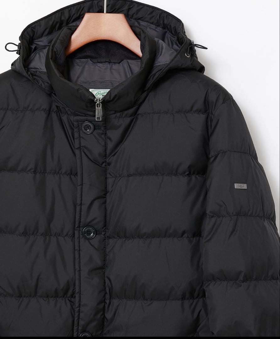 ブラック フード付き ダウンジャケット