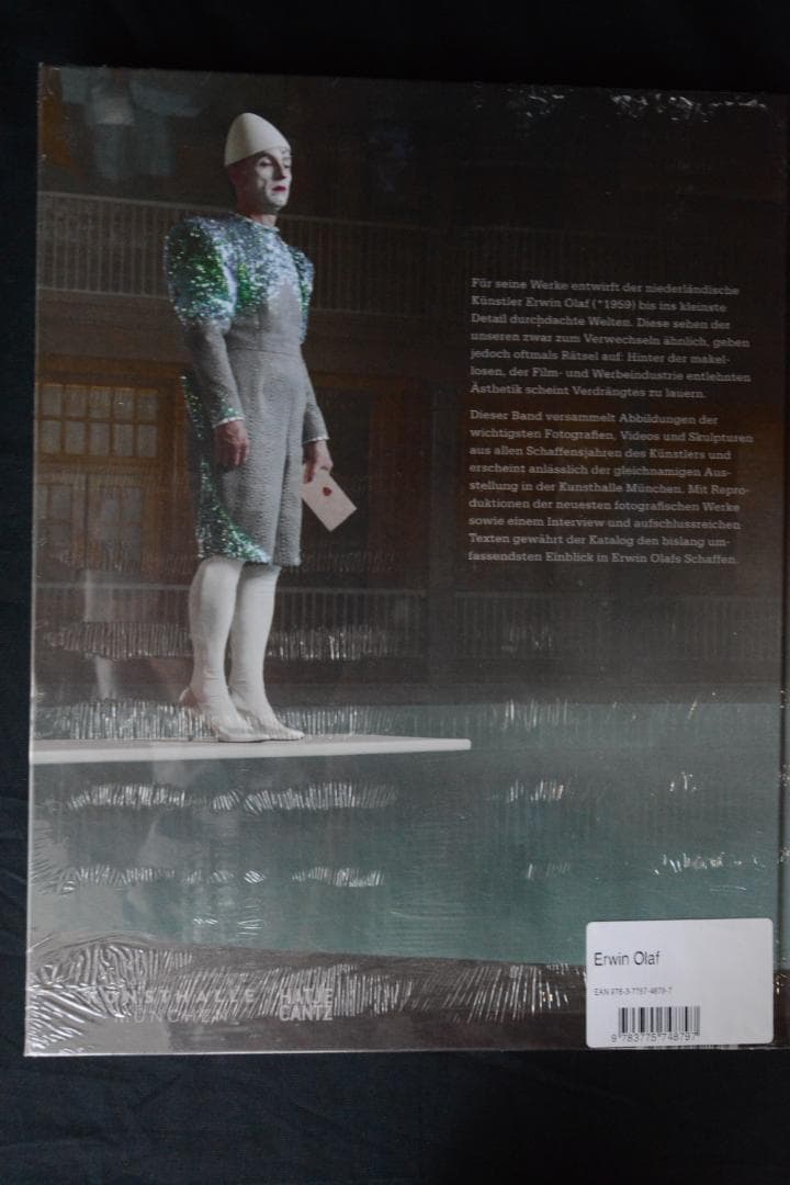 【Erwin Olaf:Unheimlch Schon】シュウリンク包装未開封品