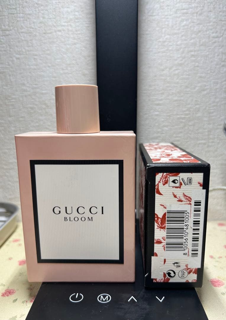 GUCCI BLOOM 香水 〔グッチブルーム） 100ml オードパルファム