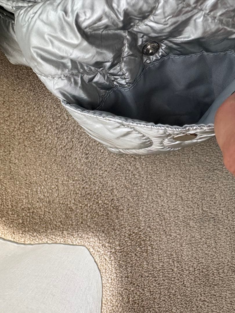 ARCHIVIO シルバー キルティングバッグ