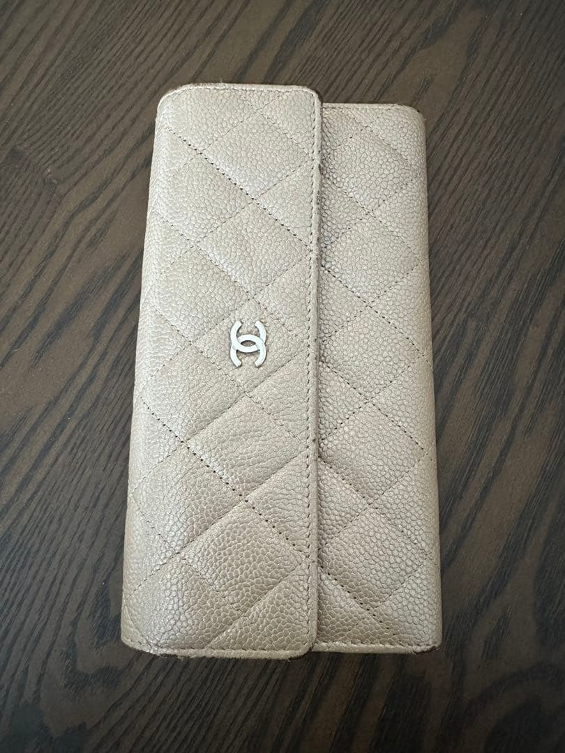CHANEL ベージュ キルティング 長財布