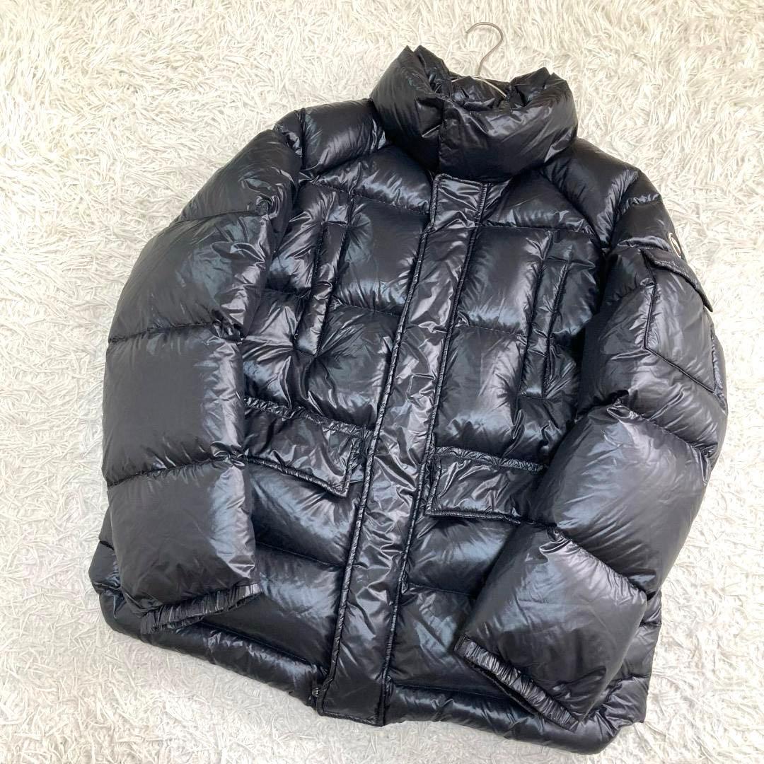 17210✨コルマー 52 LL シャイニー 肩ロゴ ダウンジャケット ブラック