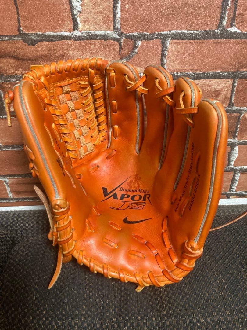 Nike Vapor 硬式グローブ オレンジ　内野手用