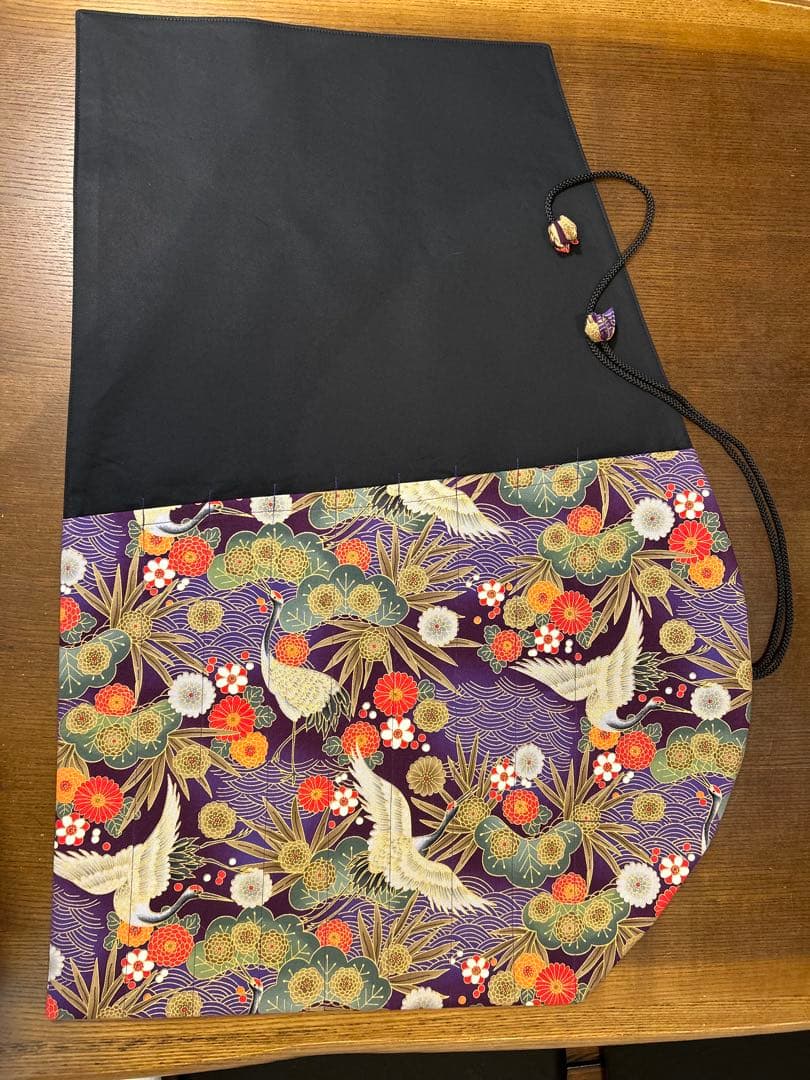 ✴︎ 専用品です　✴︎8本入れ巻き篠笛袋2点（紫鶴）（黒扇）