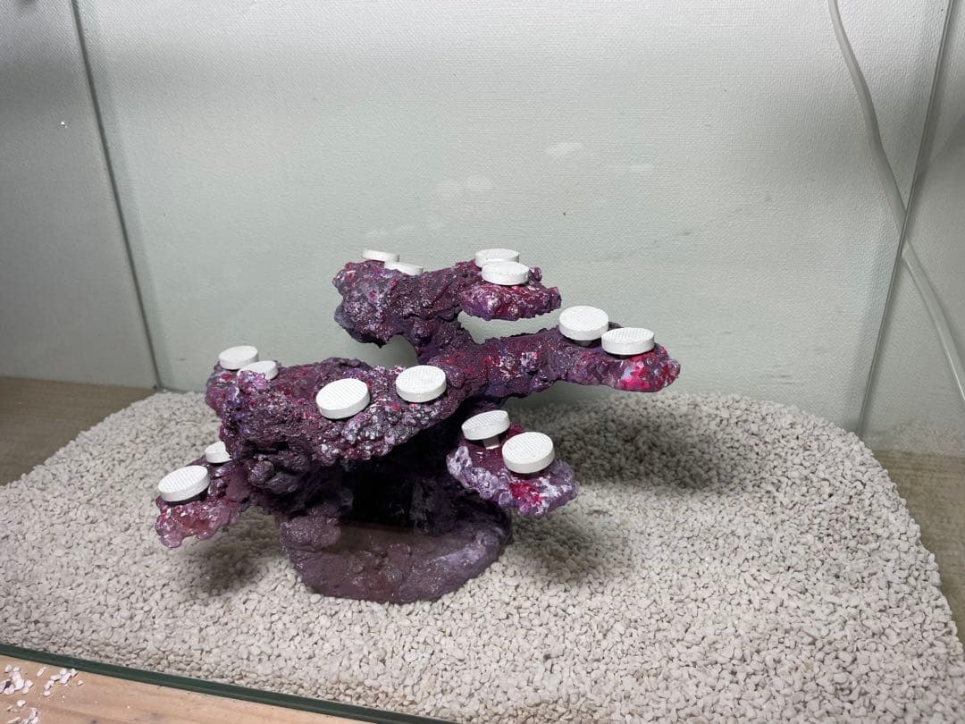 【送料無料】人工ライブロック　PHR16／14穴加工　アク抜き済み安心塗料使用