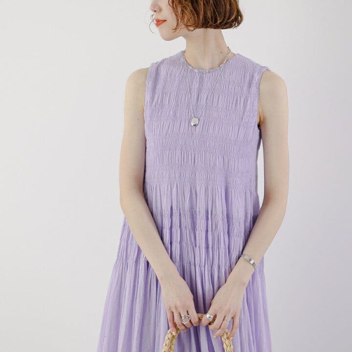 ヌキテパ コットンボイルシャーリングスリーブレスドレス　ロングワンピース