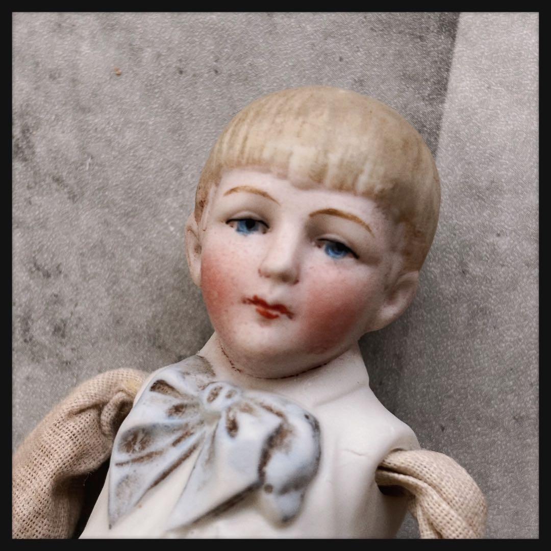 レアアンティーク　ビスクドール Hertwig 社 ブロンドの男の子
