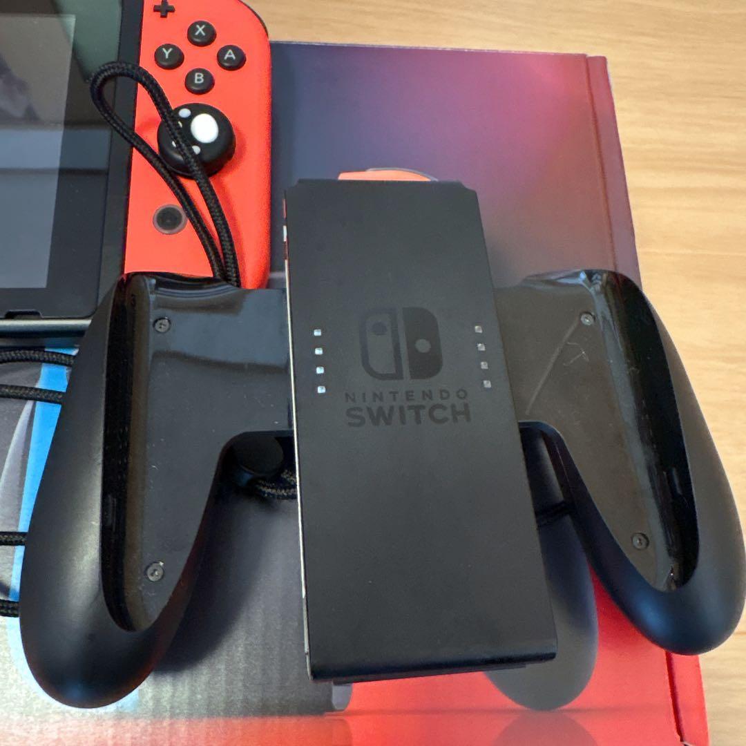 【極美品】任天堂Switch本体　動作確認済‼️