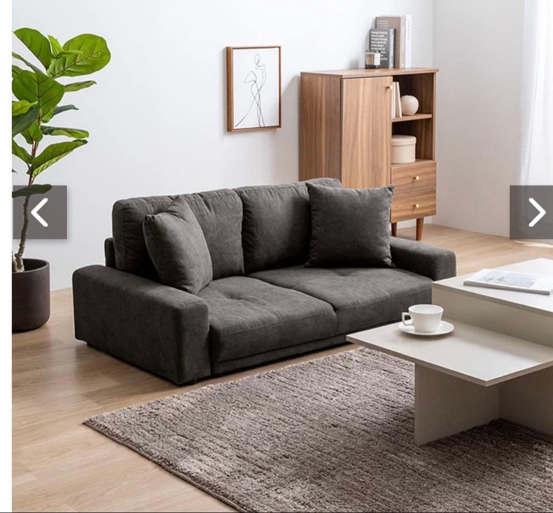 <新品、未開封>Lottie 2人掛け　ローソファ グレー