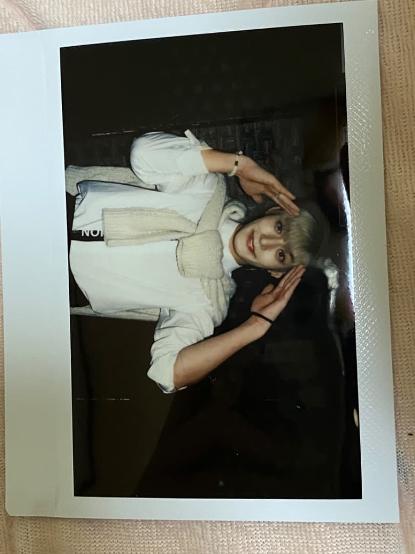 キムジウン　チェキ