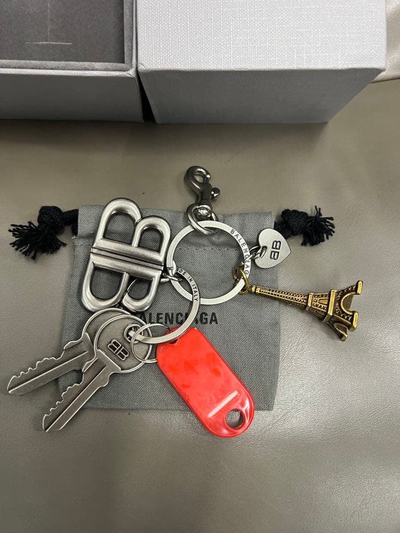 極美品　バレンシアガ　キーリング　キーホルダー