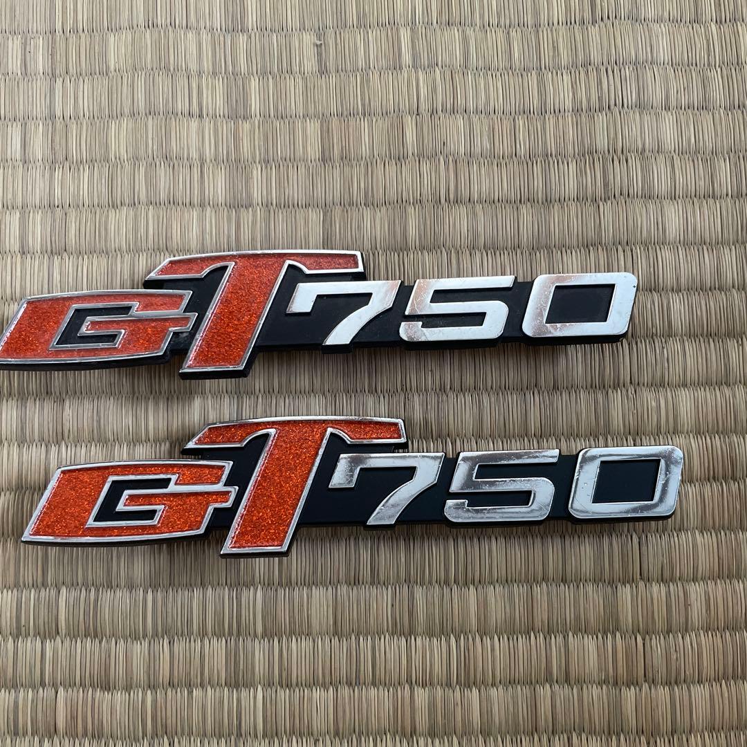 スズキ　gt750 エンブレム