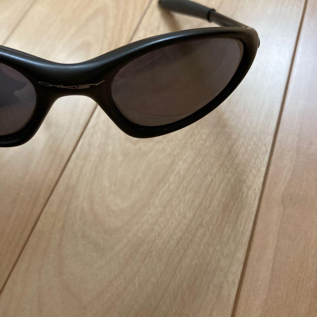 （価格交渉可・送料込）Oakley ミニッツ　ケース付
