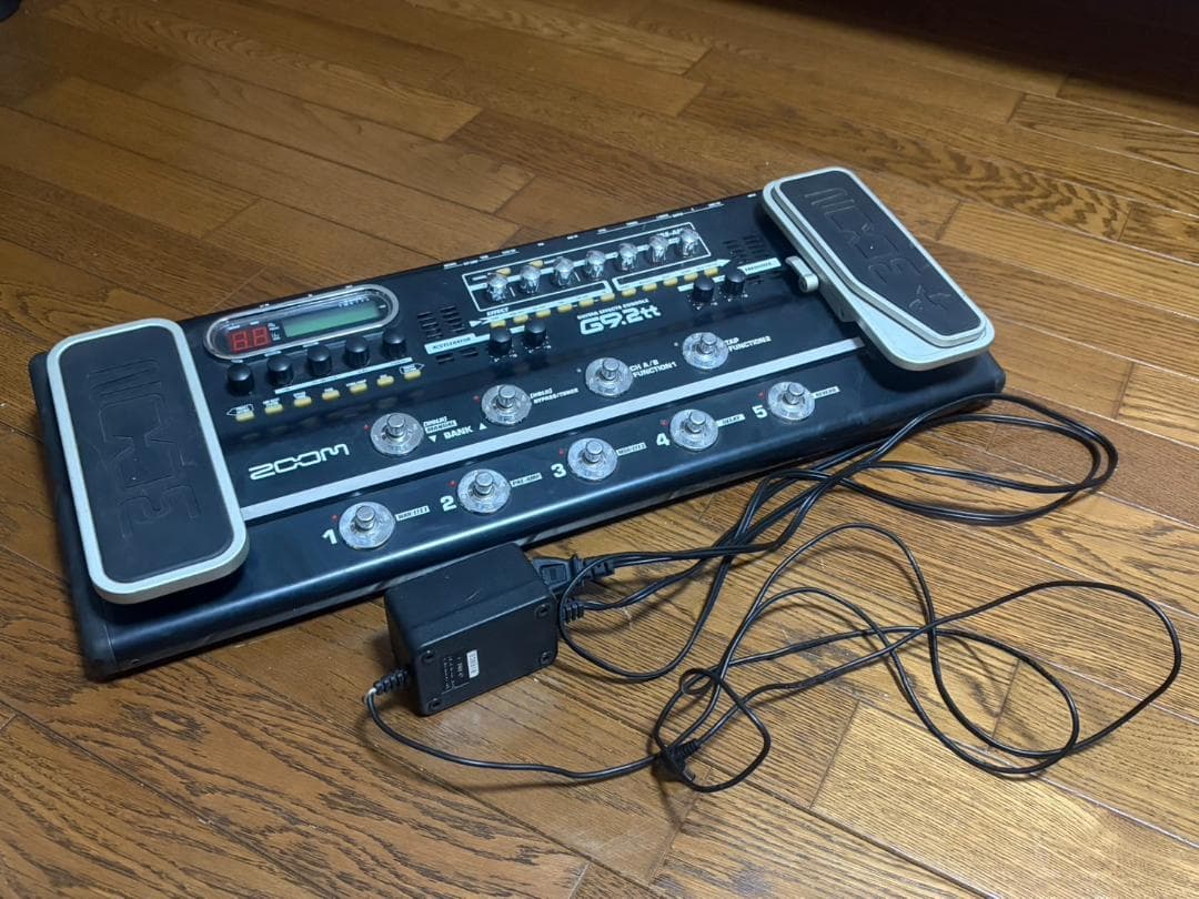 【希少品】ZOOM G9.2tt 真空管搭載マルチエフェクター