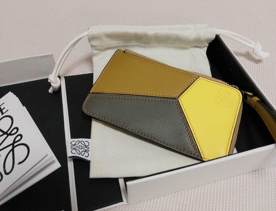 ★美品★ LOEWE カードホルダーミニ財布 キーリング