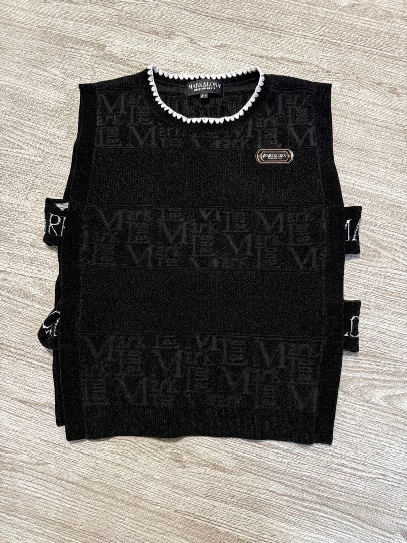 マークアンドロナ　ベスト　一度だけ使用‼️