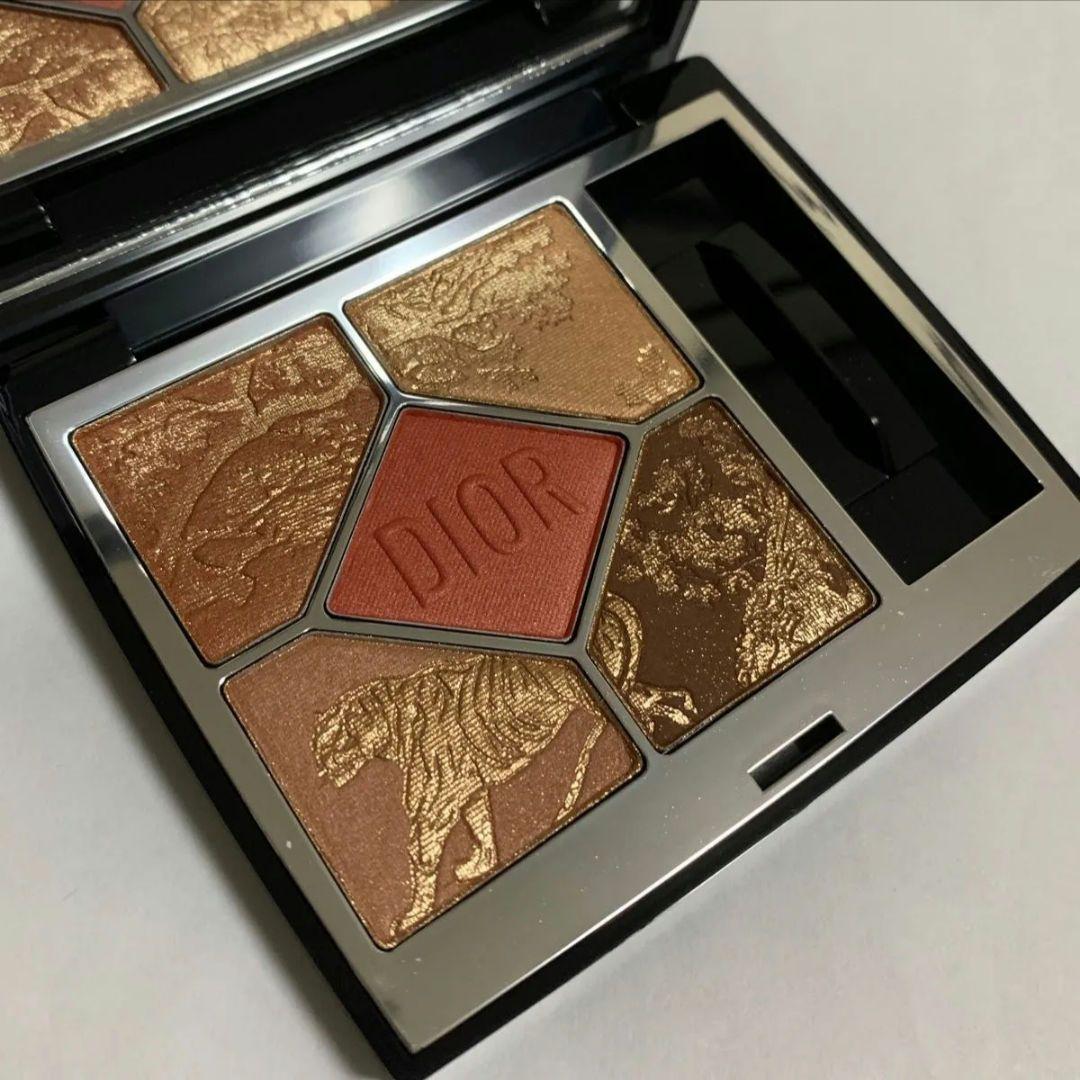 Dior ディオールショウ　サンククルール　654 アイシャドウ