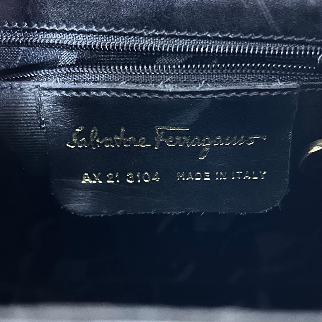 サルヴァトーレ フェラガモ ヴァラリボン フォーマル 2way ハンドバッグ