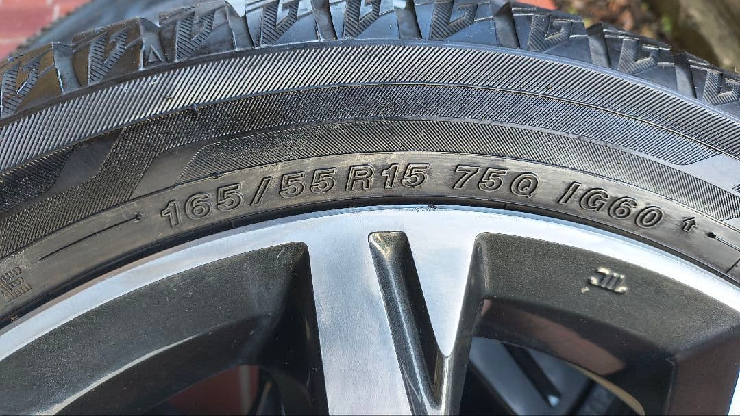 スタッドレス＆アルミホイール15インチ　４本 送料込み