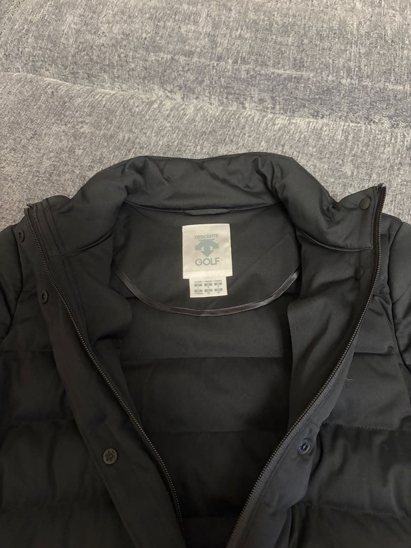 デサントゴルフ　フルジップ中綿ブルゾン　ジャケット　ストレッチ　撥水