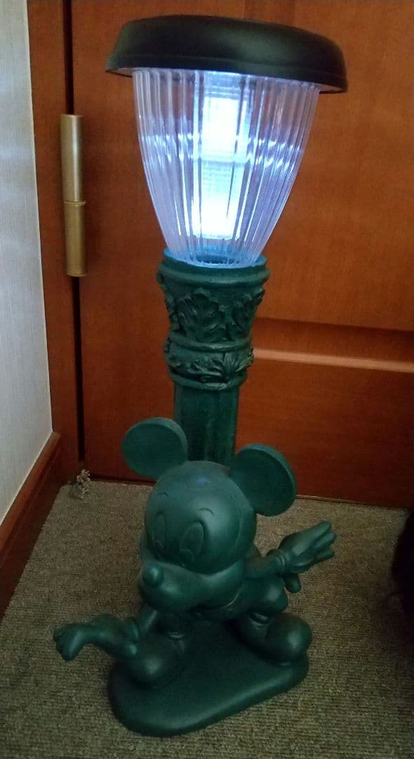 ミッキーマウス 置物 スタンドランプ ガーデニング